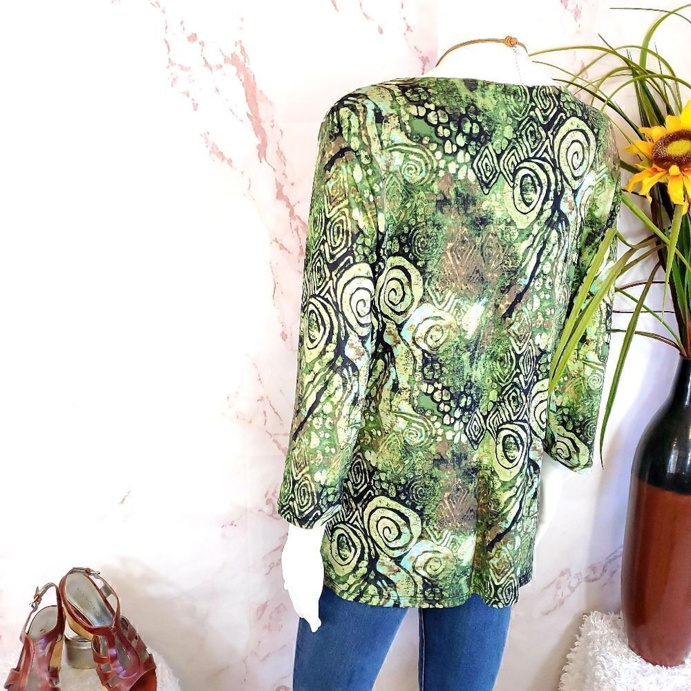 Macy's Style & Co pretty flattering print top - Picture 5 of 6